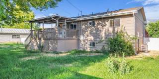 Spacious 4-Bedroom Layton Home with Finished Basement and 2-Car Garage Gallery 32