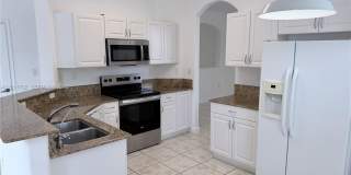 8720 NW 111th Ct Gallery 8