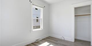 1009 Willett Avenue Gallery 17