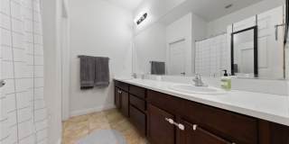 7544 Nicklin Street Gallery 15