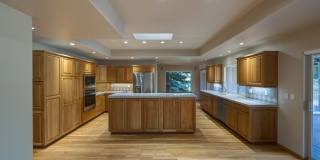 2759 NW CHAMPION CIRCLE, BEND, OR 97703 – AWBREY GLEN Gallery 14