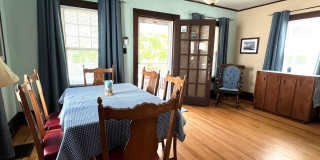 329 Washington Avenue Gallery 7