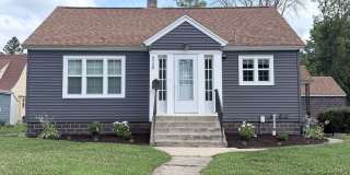 Newly Renovated 2 Bedroom House 1 bath House in Faribault! Gallery 1