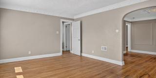 $1675 - Fitzgerlad Brick 3 Bedroom 2 Bath Gallery 9