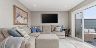 240 E Jefferson St Gallery 39