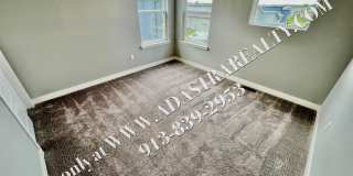 Beautiful Like New 4 Bed 4 Bath Home in Overland Park-Available in MAY!! Gallery 20