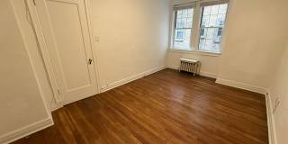 New King Edward Gallery 942