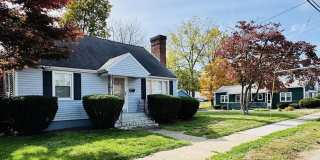 41 Pardee Street Gallery 1