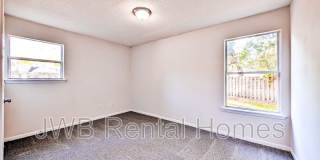 1959 45th St W Gallery 8