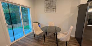 Room in 3 Bedroom Home at Sullins Rd Gallery 6