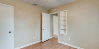 3505 29th Street Gallery 21