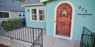 Charming 3 Bedroom in Historical Tower District Gallery 5