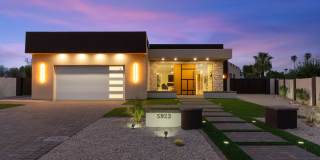 5923 E NORTH Lane Gallery 1