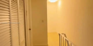 984 W 40th St Gallery 4