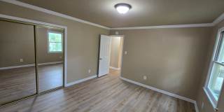 NEWLY REMODELED 3 bedroom house in Colonial Heights Gallery 23