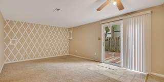 6060 HOLLOW KNOLL Court Gallery 28