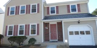 Gorgeous 3br 3.5ba home. 1.5 miles to Dunn Loring Metro Station Gallery 1