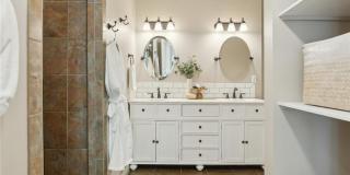 206 5th Street S Gallery 48