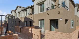 Like New Lennar Corner Unit — 4 Bed / 3 Bath with Premium Upgrades! Gallery 1