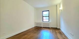 236 W 22nd St Gallery 6