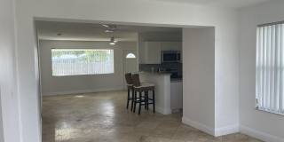 927 W Royal Palm Road Gallery 8