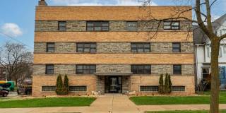 2600 E Kenwood Blvd Gallery 1