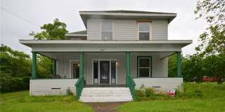 1402 E Chaffin Street Gallery 1
