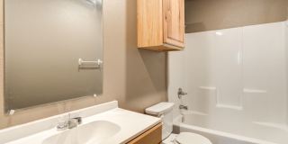 Cozy 3 bedroom Home Gallery 24