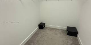 4654 NW 83rd Pkwy Gallery 10