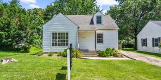 1910 Iowa St - Cedar Falls Gallery 1