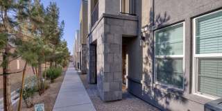 LIKE NEW 3 BEDROOM TOWNHOME Gallery 26