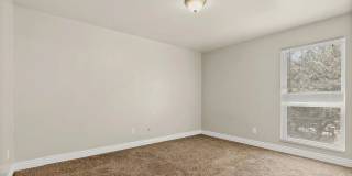 Spacious Centennial Condo Gallery 19