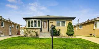 7736 W Strong Street Gallery 1