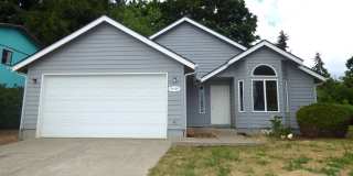 Rent Special: 1/2 Off July's Rent!! 3 bed 2 bath House in South Salem! Gallery 1