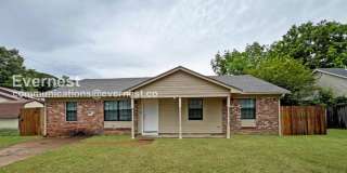 2372 Ashland Drive Gallery 1