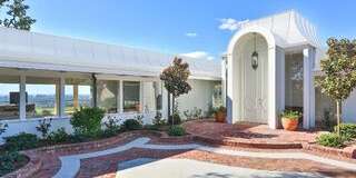 1174 North Hillcrest Road Gallery 2