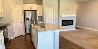 Comfort & Space Await in This Stunning 4BR Dayton Home Gallery 7