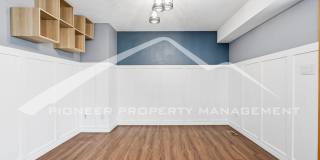 Spacious Townhouse with Washer/Dryer and Central AC Gallery 6