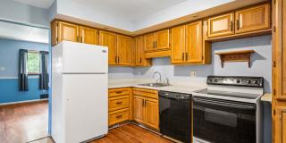 Beautiful 2 bedroom home in Scott Township available October 1! Gallery 1