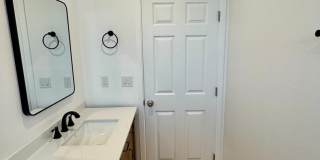 Large New Construction 1 bed 1 Bath Apartment for Rent In Los Alamitos! Gallery 9