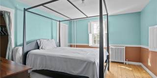 26 Perry Street Gallery 11