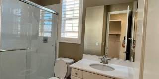 667 E Desert Willow Gallery 6