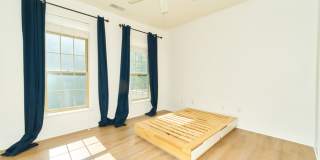 450 East Ohio Street Gallery 21