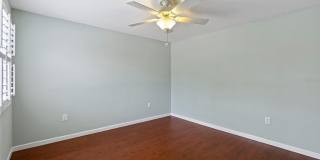 485 WESTLAKE Boulevard Gallery 27