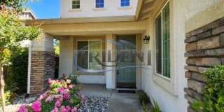Beautiful 4 bedroom, 2 ½ bath, 2 story house Gallery 3
