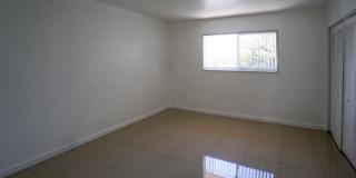 Vista Court Gallery 6