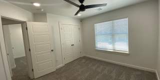 3 Bed 2.5 Bath Duplex Includes Office Space  North OKC Gallery 21