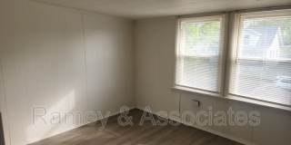1122 Larchmont Ave Gallery 5