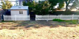 Charming 2 bed 1 bath near tower district Gallery 26