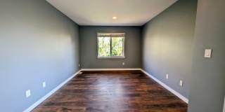 Spacious 2700+ sq.ft House in Logan Park neighborhood Gallery 25